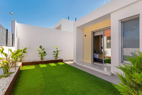 Villa i Torrevieja, Alicante, Torrevieja - € 700.000 | Ref: 21-Gv.008-776 - foto 33