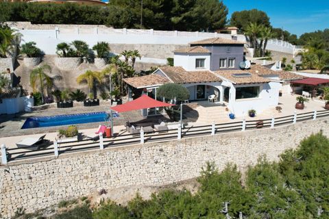 Villa i Calpe, Alicante, Calpe - € 1.050.000 | Ref: C3160 - foto 2