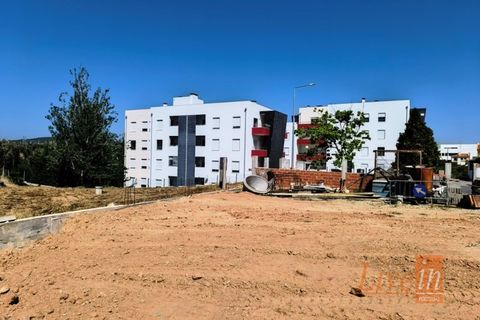 Helårsgrund i Matacaes, Lisbon, Matacaes - € 262.500 | Ref: 9710TC - foto 1