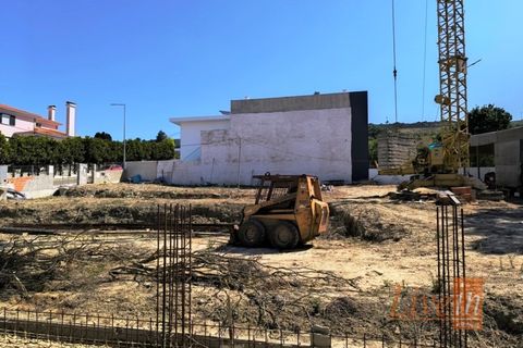 Helårsgrund i Matacaes, Lisbon, Matacaes - € 210.000 | Ref: 9709TC - foto 3