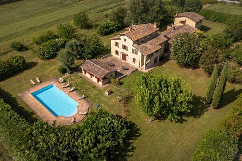 Landejendom i Spello, Perugia, Spello - € 1.050.000 | Ref: CBI134-2230-175 - foto 1