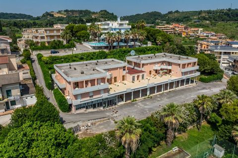 Erhvervsejendom i Massignano, Ascoli Piceno, Massignano - € 8.900.000 | Ref: CBI134-1917-185 - foto 14