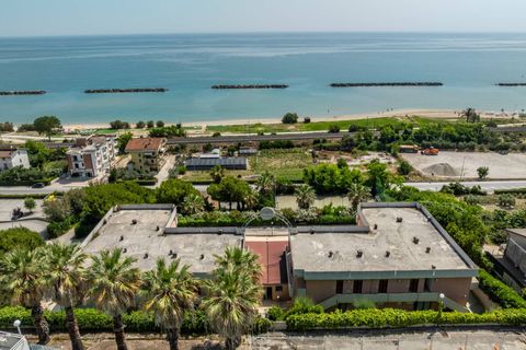 Erhvervsejendom i Massignano, Ascoli Piceno, Massignano - € 8.900.000 | Ref: CBI134-1917-185 - foto 16
