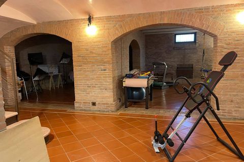 Villa a Mantua, Mantua, Mantua - € 5.000/mes | Ref: 6100 - foto 43