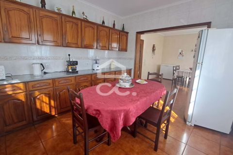 Villa a Rabo de Peixe, Sao Miguel, Rabo de Peixe - € 400.000 | Ref: 326/M/03468 - foto 12