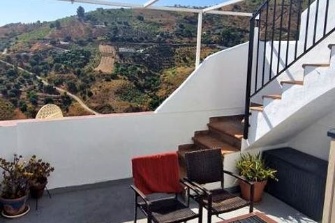 Villa a Cutar, Malaga, Cutar - € 175.000 | Ref: XL4600 - foto 7