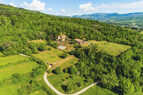 Landejendom i Poppi, Arezzo, Poppi - € 1.150.000 | Ref: POP01-572837 - foto 1