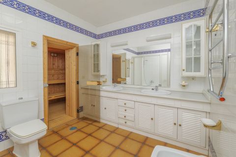 Villa i Marbella, Malaga, Marbella - € 1.125.000 | Ref: R5064568 - foto 19