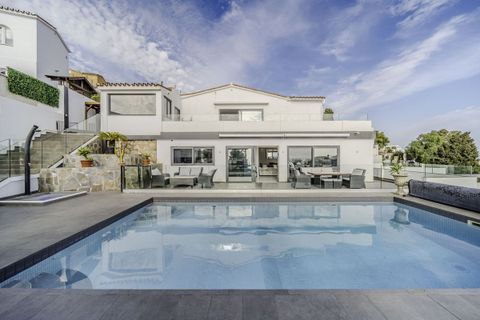 Villa a Benalmadena, Malaga, Benalmadena - € 1.399.000 | Ref: R4909465 - foto 3