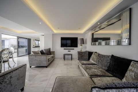 Villa a Benalmadena, Malaga, Benalmadena - € 1.399.000 | Ref: R4909465 - foto 7