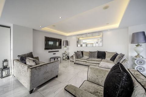 Villa a Benalmadena, Malaga, Benalmadena - € 1.399.000 | Ref: R4909465 - foto 20