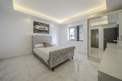 Villa a Benalmadena, Malaga, Benalmadena - € 1.399.000 | Ref: R4909465 - foto 37