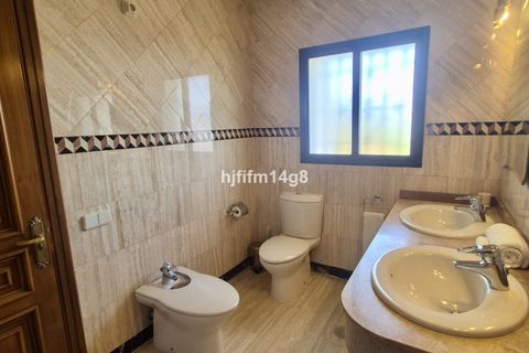 Villa i Alora, Malaga, Alora - € 1.795.000 | Ref: R5044105 - foto 14