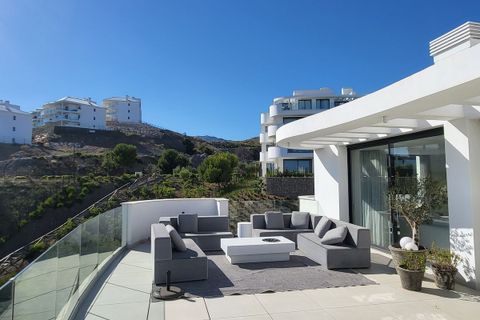 Penthouse i Fuengirola, Malaga, Fuengirola - € 1 075 000 | Ref: R5047432 - foto 3