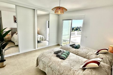 Villa a El Chaparral, Malaga, El Chaparral - € 1.800.000 | Ref: R5073133 - foto 39