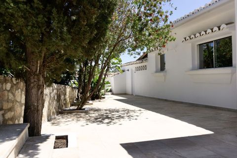 Villa a El Chaparral, Malaga, El Chaparral - € 1.800.000 | Ref: R5073133 - foto 49