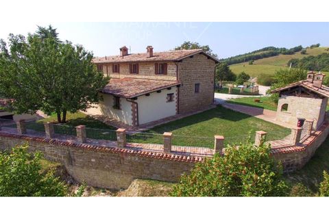 Farm hus i Gubbio, Perugia, Gubbio - € 890.000 | Ref: AZ274 - foto 8