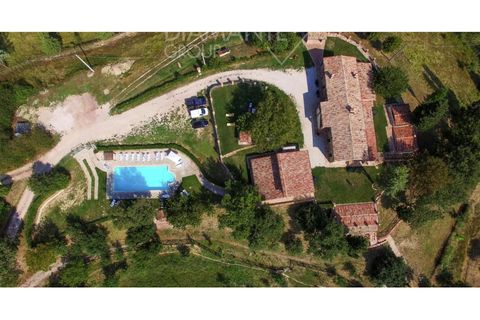 Farm hus i Gubbio, Perugia, Gubbio - € 890.000 | Ref: AZ274 - foto 10