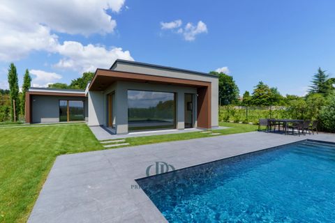 Villa a Angera, Varese, Angera - € 1.250.000 | Ref: 86134880 - foto 2