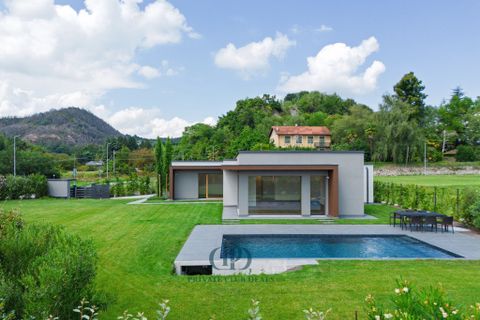 Villa a Angera, Varese, Angera - € 1.250.000 | Ref: 86134880 - foto 8
