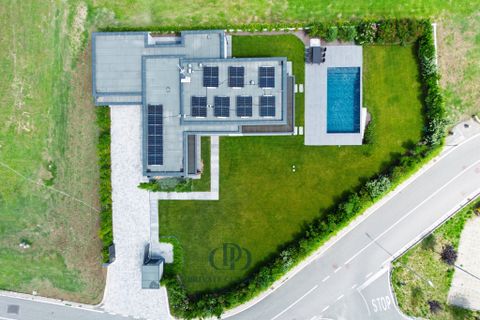 Villa a Angera, Varese, Angera - € 1.250.000 | Ref: 86134880 - foto 9