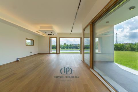 Villa a Angera, Varese, Angera - € 1.250.000 | Ref: 86134880 - foto 13