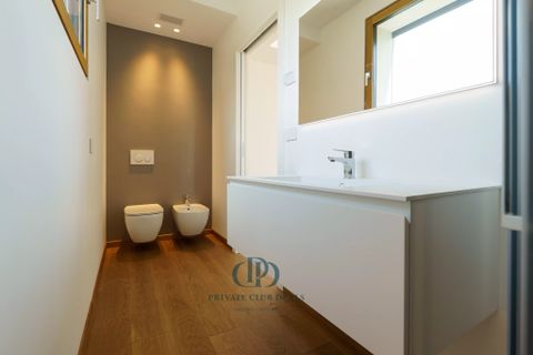 Villa a Angera, Varese, Angera - € 1.250.000 | Ref: 86134880 - foto 18