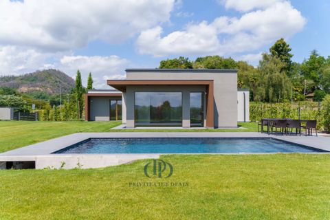 Villa a Angera, Varese, Angera - € 1.250.000 | Ref: 86134880 - foto 26