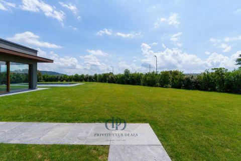 Villa a Angera, Varese, Angera - € 1.250.000 | Ref: 86134880 - foto 34