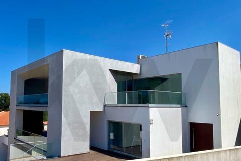 Villa a Nazare, Leiria, Nazare - € 895.000 | Ref: KWPT-018980 - foto 3