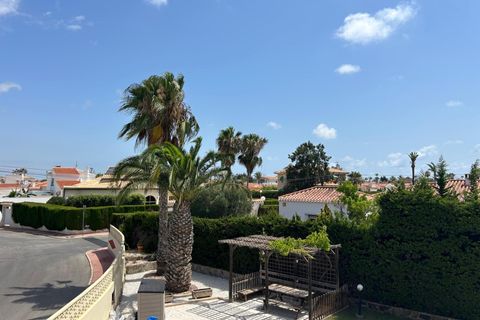 Villa i Torrevieja, Alicante, Torrevieja - € 445.000 | Ref: AM-01992/8919 - foto 18