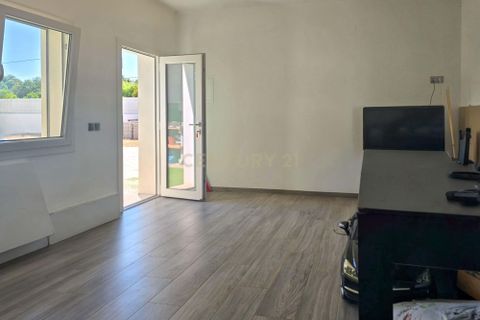 Villa i Alvor, Faro, Alvor - € 1.250.000 | Ref: C0240-03330 - foto 12