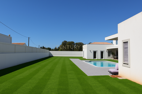 Villa i Alvor, Faro, Alvor - € 1.250.000 | Ref: C0240-03330 - foto 15