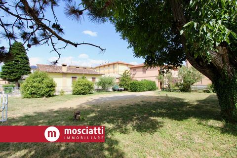 Helårsgrund i Matelica, Macerata, Matelica - € 105.000 | Ref: 1323 - foto 2