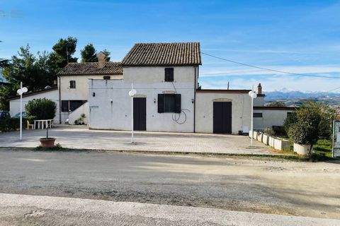 Landejendom i Ancarano, Teramo, Ancarano - € 225.000 | Ref: 33265 - foto 2