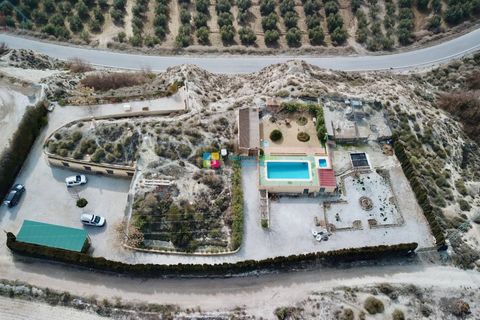 Cave house i Cullar, Granada, Cullar - € 550.000 | Ref: 2463 - foto 1