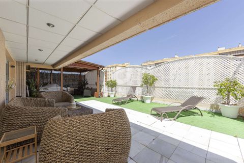 Penthouse i Marbella, Malaga, Marbella - € 850 000 | Ref: 212503 - foto 8