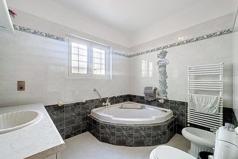 Villa i Roquebrune-Cap-Martin, Alpes-Maritimes, Roquebrune-Cap-Martin - € 1.695.000 | Ref: A06191 - foto 10