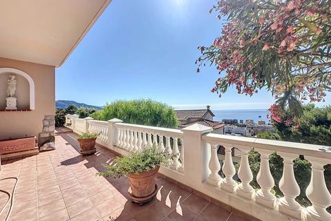 Villa i Roquebrune-Cap-Martin, Alpes-Maritimes, Roquebrune-Cap-Martin - € 1.695.000 | Ref: A06191 - foto 15