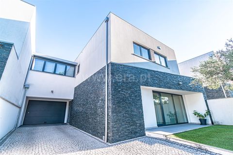 Villa i Chaves, Vila Real, Chaves - € 389.000 | Ref: 318250266 - foto 2