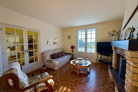 Villa a Castillonnes, Lot-et-Garonne, Castillonnes - € 194.400 | Ref: BVI74083 - foto 2