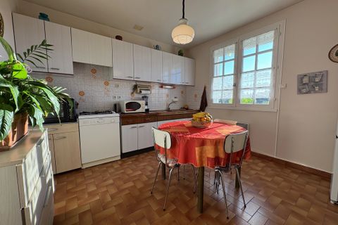 Villa a Castillonnes, Lot-et-Garonne, Castillonnes - € 194.400 | Ref: BVI74083 - foto 4
