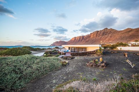 Villa a Teguise, Lanzarote, Teguise - € 1.280.000 | Ref: CHA0136 - foto 2