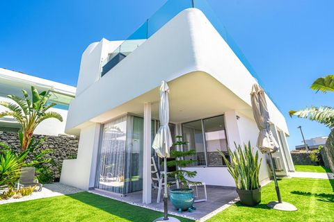 Villa a Adeje, Tenerife, Adeje - € 1.520.000 | Ref: OH0040/12815 - foto 8