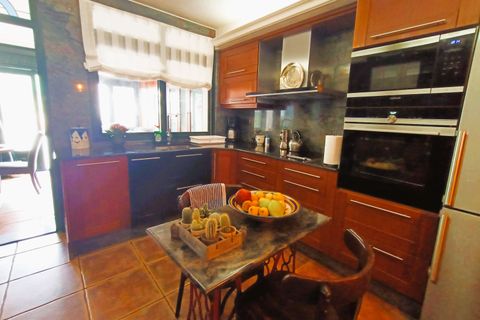 Rækkehus i Arteixo, Coruna, Arteixo - € 485.000 | Ref: 250604 - foto 18