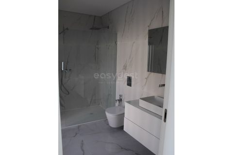 Rækkehus i Loures, Lisbon, Loures - € 797.500 | Ref: PF97736JT - foto 18