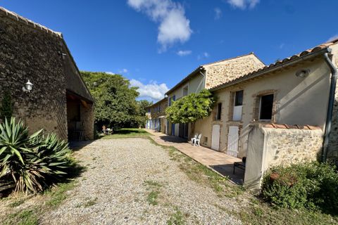 Farm hus i Piolenc, Vaucluse, Piolenc - € 730.000 | Ref: PVMA2590110209 - foto 2