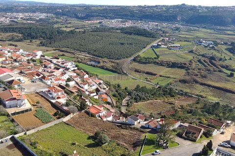 Helårsgrund i Obidos, Leiria, Obidos - € 75.000 | Ref: C0484-00300 - foto 1