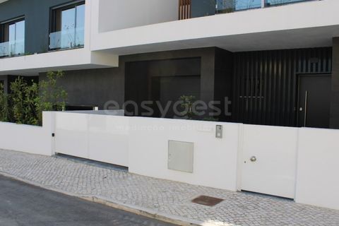Rækkehus i Loures, Lisbon, Loures - € 797.500 | Ref: PF97742JT - foto 5