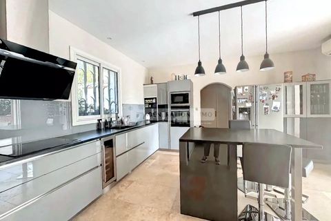 Villa i Beaucaire, Gard, Beaucaire - € 648.000 | Ref: D70 - foto 4